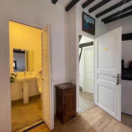 Chambre Equipee Magnolia - 2 Pers Avec Sdb Wc Prive Hargeville Exterior foto